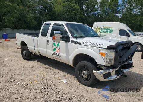 2011 Ford F250 Super Duty z USA, uszkodzony, nr VIN 1FT7X2B64BEB12250